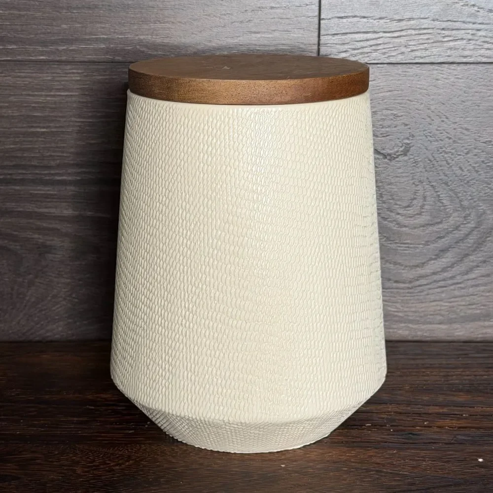 Crate & Barrel Ethan Medium Ceramic Canister in Cream. New!